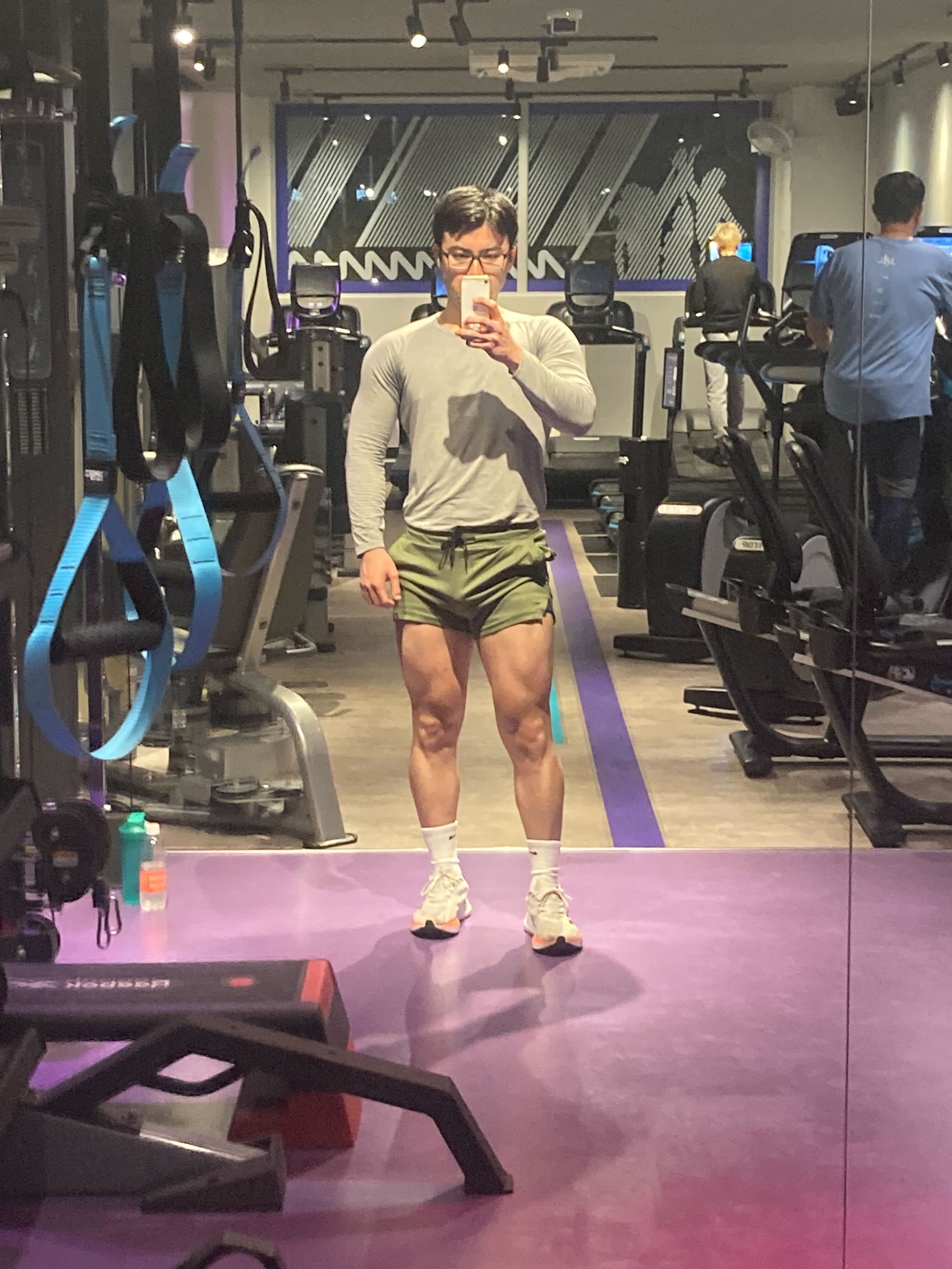 Benchpressed 100kg(220lbs) for 1 rep
